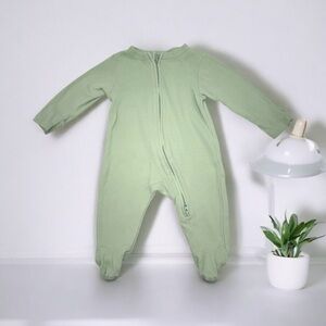 Old Navy Green Footie One Piece with Cozy Fabric